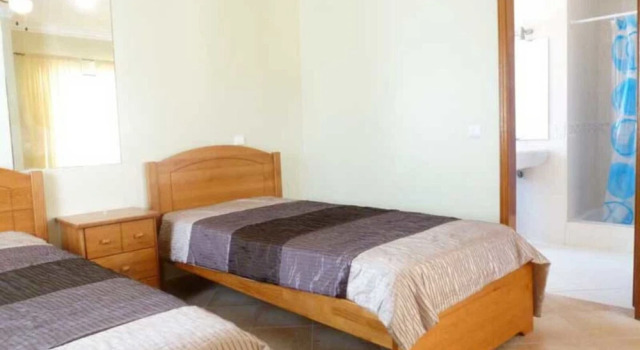 Коттедж Modern Villa With Private Swimming Pool Close to Albufeira Old Village