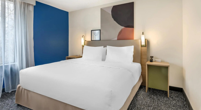 Студия Spark By Hilton Roanoke Airport