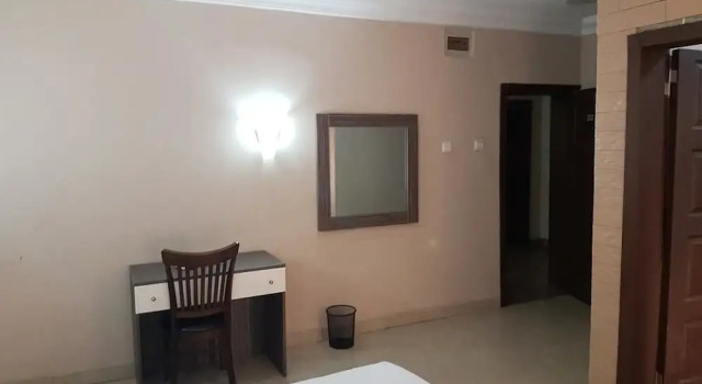Люкс Standard Emzrel Hotel & Suites