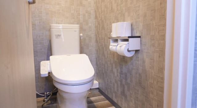 Кровать в общем номере (женский номер) Hotel Tomariya Ueno