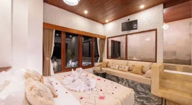 Двухместный люкс с видом на бассейн Casa Maddu