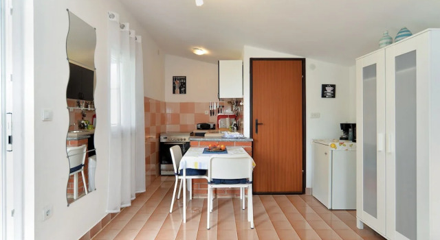 House 1884, Prenota Casa vacanze Valbandon Istria