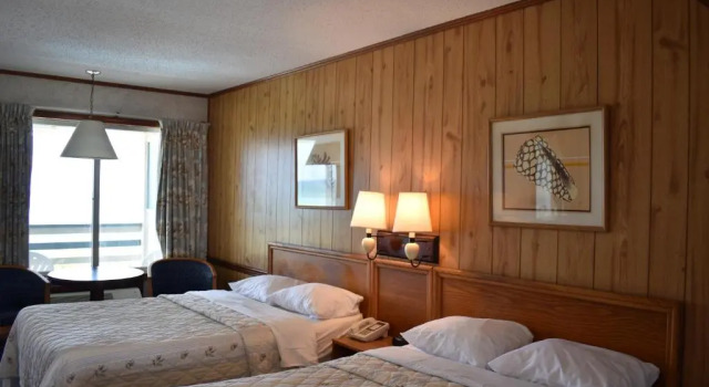 Четырёхместный номер Standard oceanfront Blue Heron Motel