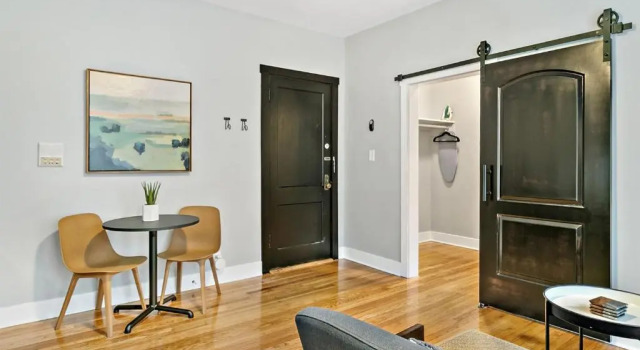 Comfy 1BR walk to Wellington 20min to Downtown