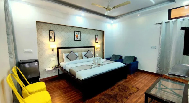 D Hotels n Resorts, Rezerwuj Hotel Hotele w Uttarakhand z basenem, Basen