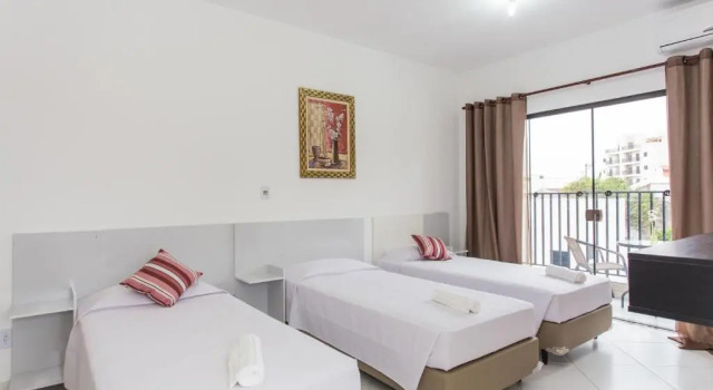 Domum Hotel, Забронировать Отель Отели в центре Пиндамоньянгаба, в центре