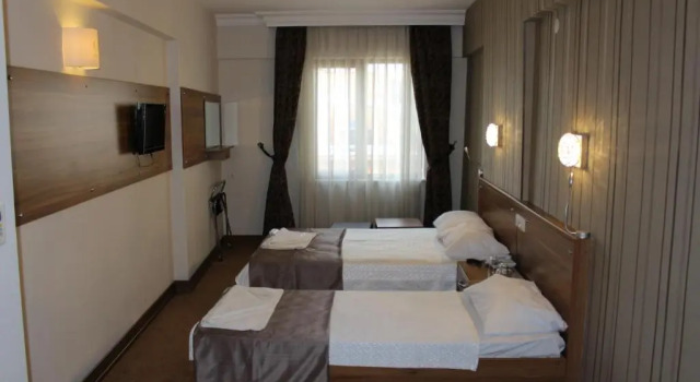 Трёхместный номер Standard Grand Laleli Hotel