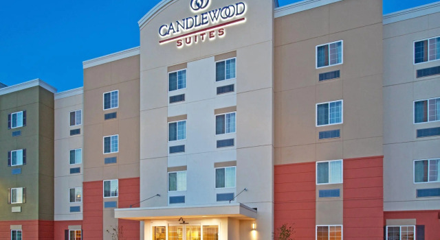 Candlewood Suites Williston, an IHG Hotel, Buchen Sie Hotel Williston 