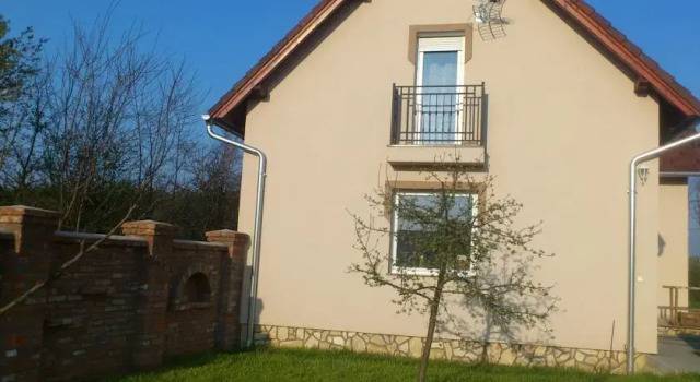 B.É.ZS. Apartman, Забронировать Апартаменты/квартира Отели Вашего с парковкой, Парковка