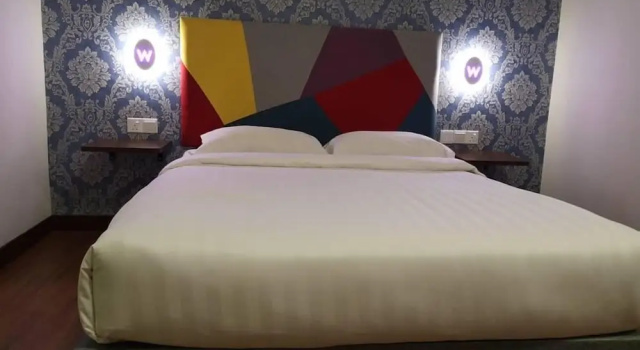 Двухместный номер Deluxe W Hotel Cemerlang