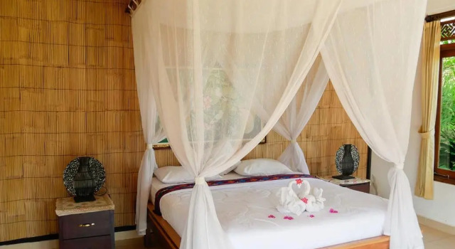 Бунгало Standard Embang Homestay