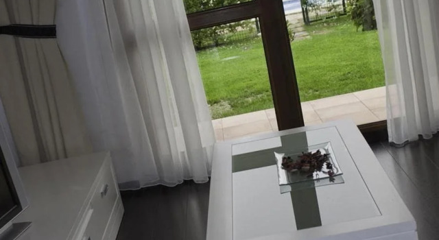 Apartamentos Ciudad de Petra, Забронировать Апартаменты/квартира Отели Сантильяна-дель-Мар с бассейном, рядом с Музей инквизиции, Бассейн
