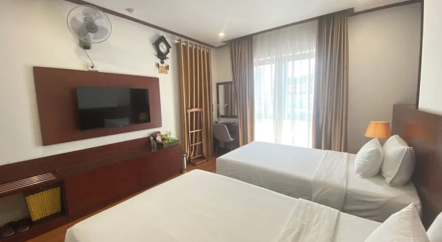Люкс Deluxe A25 Premium Hotel - Bãi Cháy Hạ Long