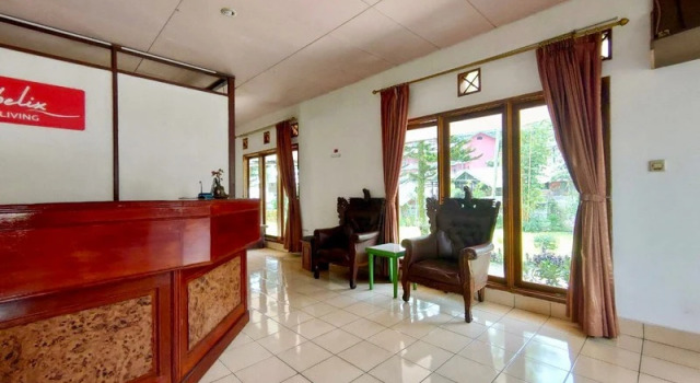Suite Urbanview Hotel Griya Astoeti 2 Cisarua Puncak