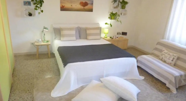 EcoBoutique house, wi-fi fiber - free car parking, Забронировать Отель Отели Кальяри с парковкой, Парковка
