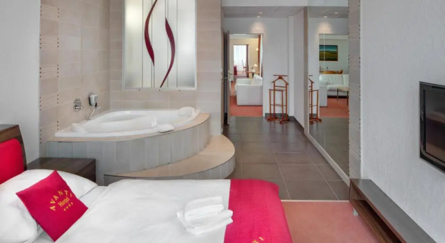 Люкс Presidential с 2 комнатами Avanti Hotel