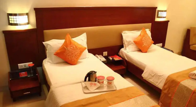 STARiHOTELS Dhole Patil Road Pune, Забронировать Отель Отели штата Махараштры 3 звезды, 3*