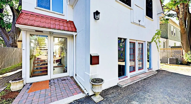 15 Bar Harbor - 4 Br Duplex, Забронировать Отель Отели Бар-Харбора с парковкой, рядом с Grant Park, Парковка