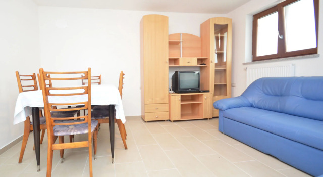 Vesela, Book Hotel Hotels in Laura with Parking, Parking