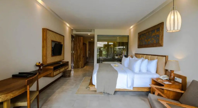 Люкс с видом на сад Purana Suite Ubud