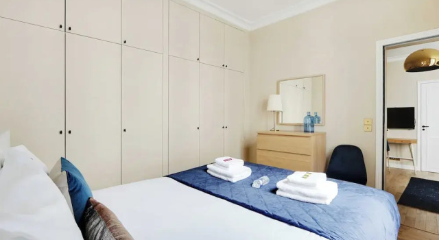 Superb Apartment -1br/4p- Musee D'orsay /louvre, Забронировать Апартаменты/квартира Париж Иль-де-Франс, рядом с Станция метро Solférino