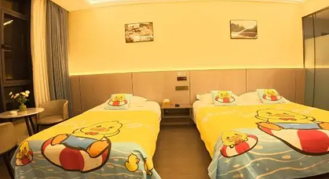 Семейный тент Qingteng Yaju Homestay(Guniujiang Scenic Area Branch)