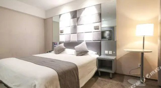 Z Hotel