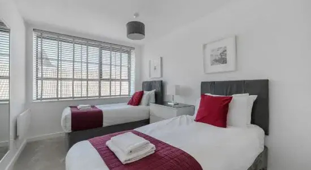 Апартаменты Roomspace Serviced Apartments -Caroline Street