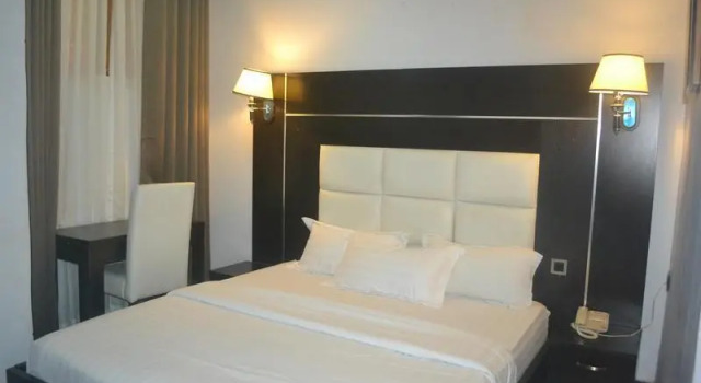 Люкс Mac Dove Lounge & Suites ltd