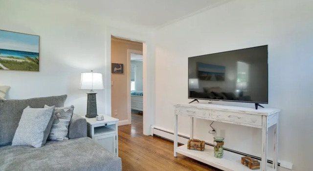 Newly Renovated Dennis Port Home: Close to Beaches, Забронировать Дом для отпуска Деннис Полуостров Кейп-Код