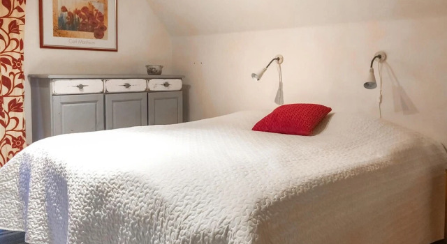 7 Bedroom Awesome Home In Örkelljunga, Book Hotel  
