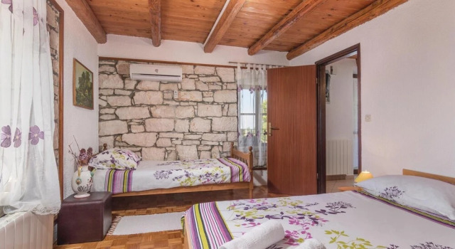 1 Bedroom Amazing Home In Bacva, Забронировать Отель Отели Вишнян 3 звезды, 3*