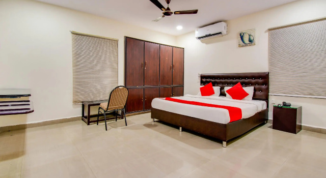 Люкс Standard OYO 72156 Akshaya Inn