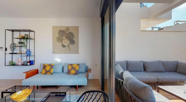 Sunny 1BR Penthouse by HolyGuest, Забронировать Отель Тель-Авив Тель-Авивский округ, рядом с Театр Хабима