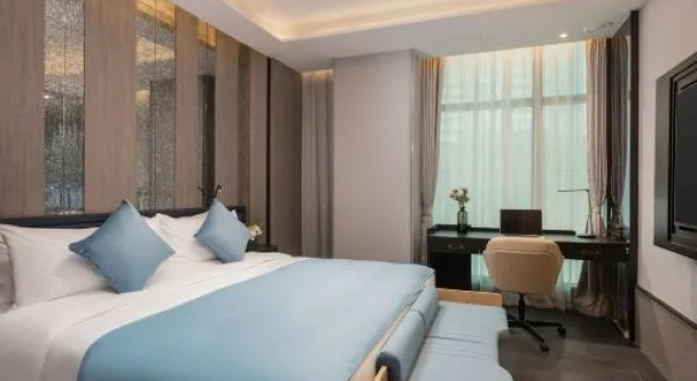 Люкс Classic Kuanrong Suites Hotel (taiguli store, Chunxi Road, Chengdu)