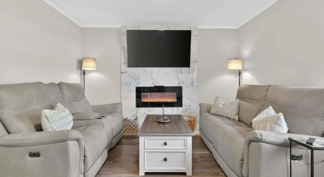 Relax In Pooler Modern 3br Huge Yard 3 Bedroom Home, Rezerwuj Dom wakacyjny Pooler 