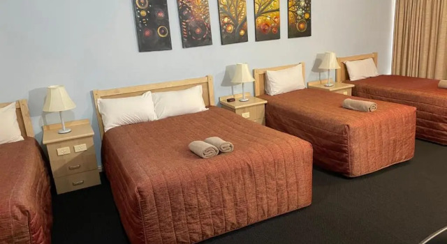 Семейный номер Standard Countryman Motor Inn Cowra