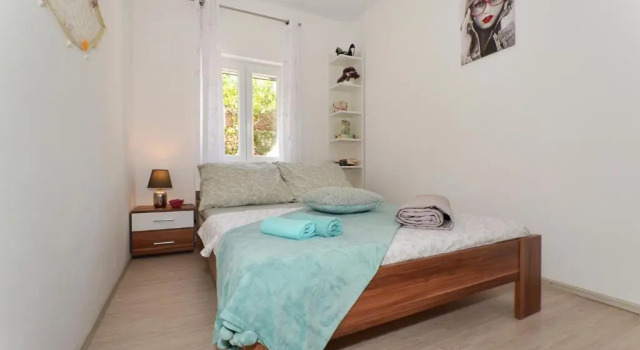 Apartment with a sea view terrace, Čiovo near Trogir