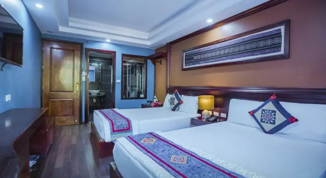 SAPA FULL HOUSE HOTEL, Забронировать Отель Отели Шапа с парковкой, рядом с Рынок Сапа, Парковка