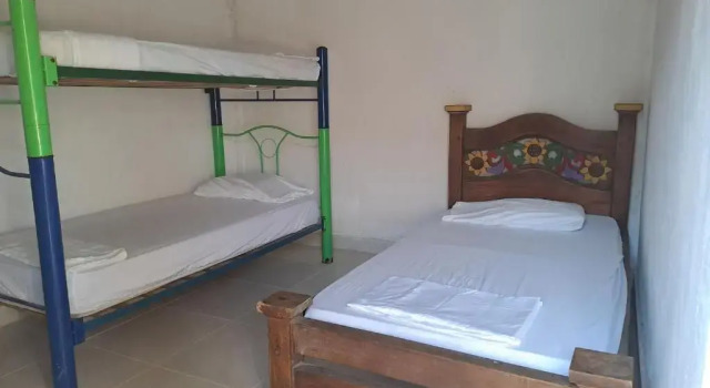 Galerazamba HOTEL, Boek Hotel Galerazamba Bolivar