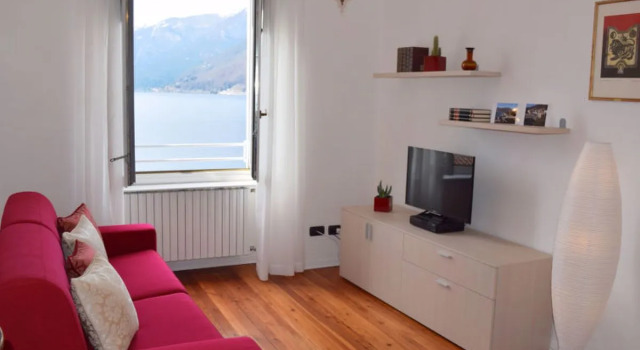 Piazzetta, Buchen Sie Hotel Maccagno Lago Maggiore