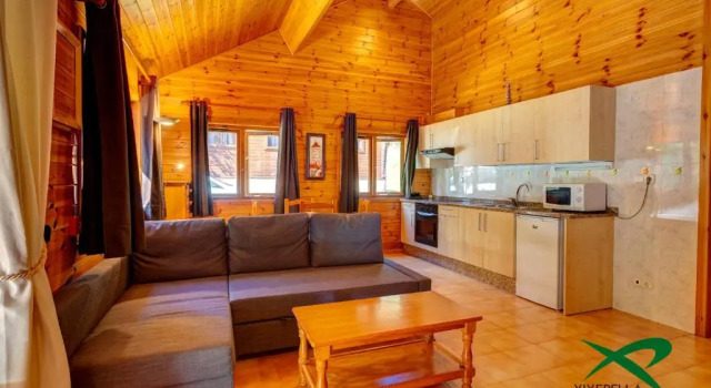 Бунгало c 1 комнатой Apartamentos y Bungalows Xixerella Park