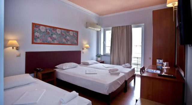 Grand Hotel Loutraki