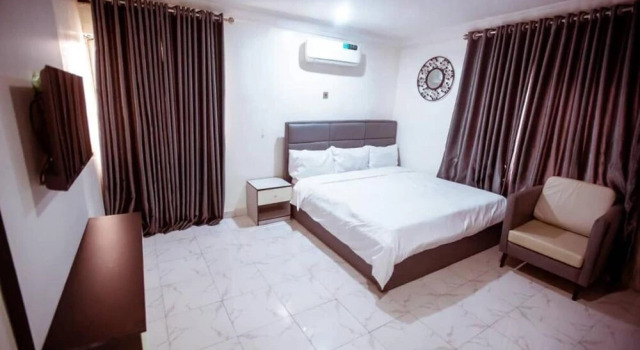 Stunning 2-bed Apartment in Lagos, Buchen Sie Ferienwohnung Magodo Lagos