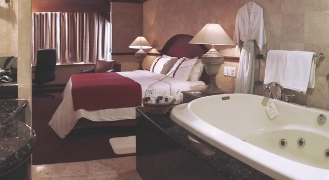 Holiday Inn Slp Quijote, Prenota Hotel San Luis Potosi Messico