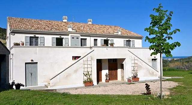 B&B Casale Fonte Vecchia, Rezervovat Penzión se snídaní  