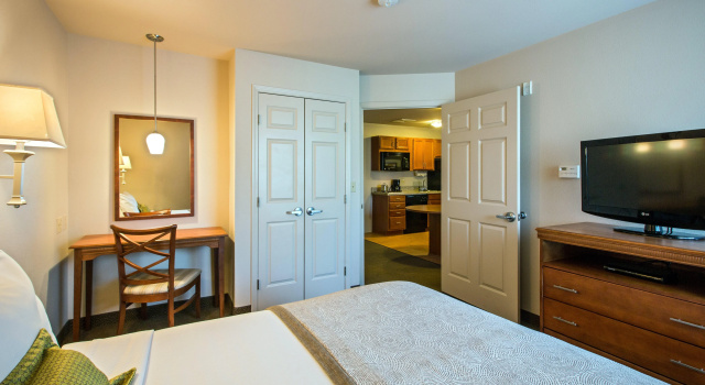 Candlewood Suites Lakewood, จอง โรงแรม Lakewood Washington (state)