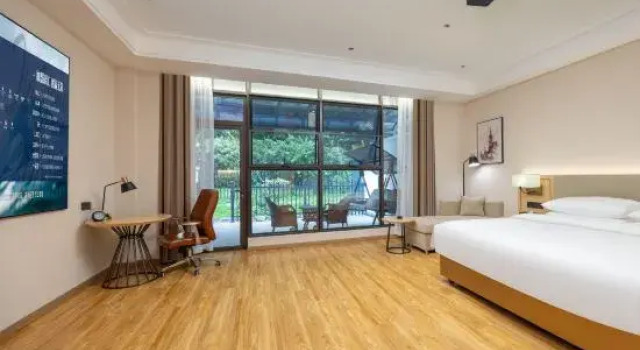 Люкс Business Vienna Hotel (Neijiang Zizhong Branch)