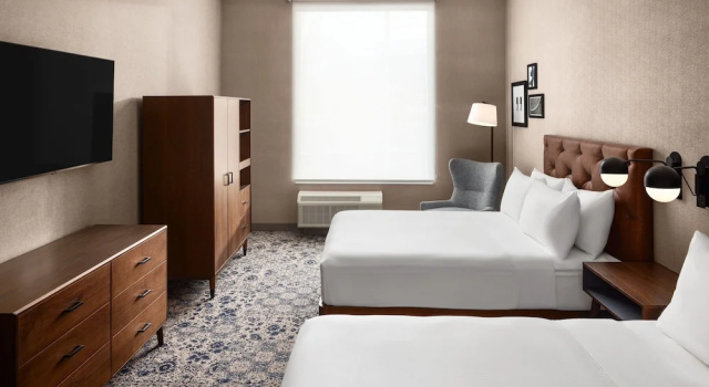 Люкс c 1 комнатой Four Points by Sheraton Penticton at the Convention Centre