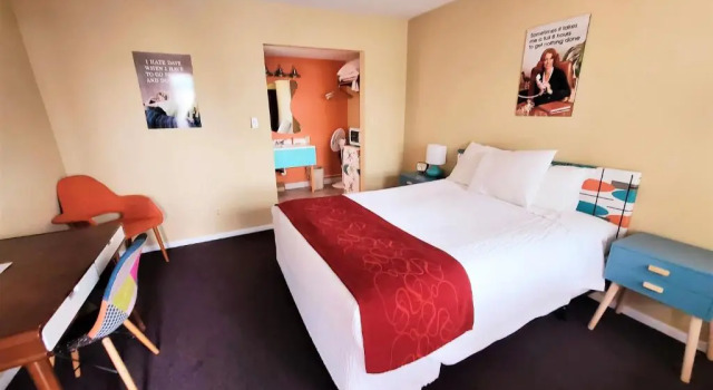 Двухместный номер Standard Atomic Motel